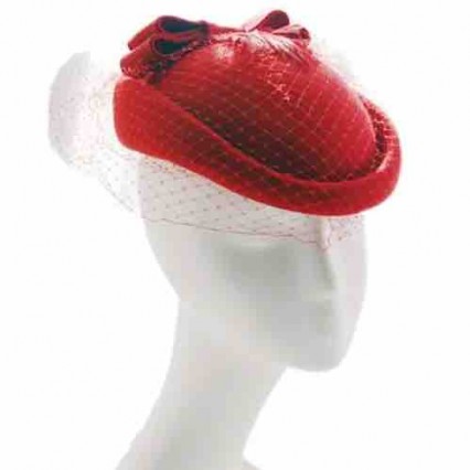 new fashion chic British style women ladies red wool felt pillbox hat french beret hat tea party dress hat with mesh veil new fashion chic British style women ladies red wool felt pillbox hat french beret hat tea party dress hat with mesh veil